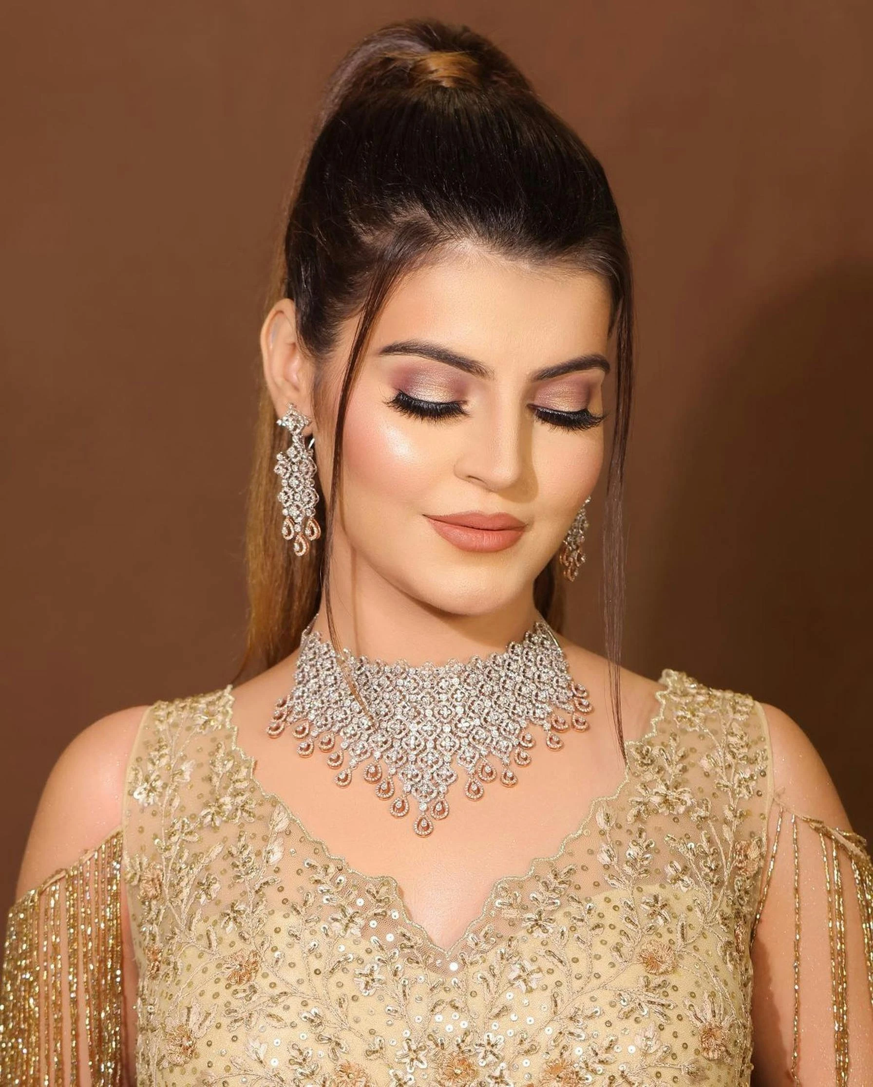 How to do a Bollywood Cut Crease & Bridal Glam for Wheatish Skin