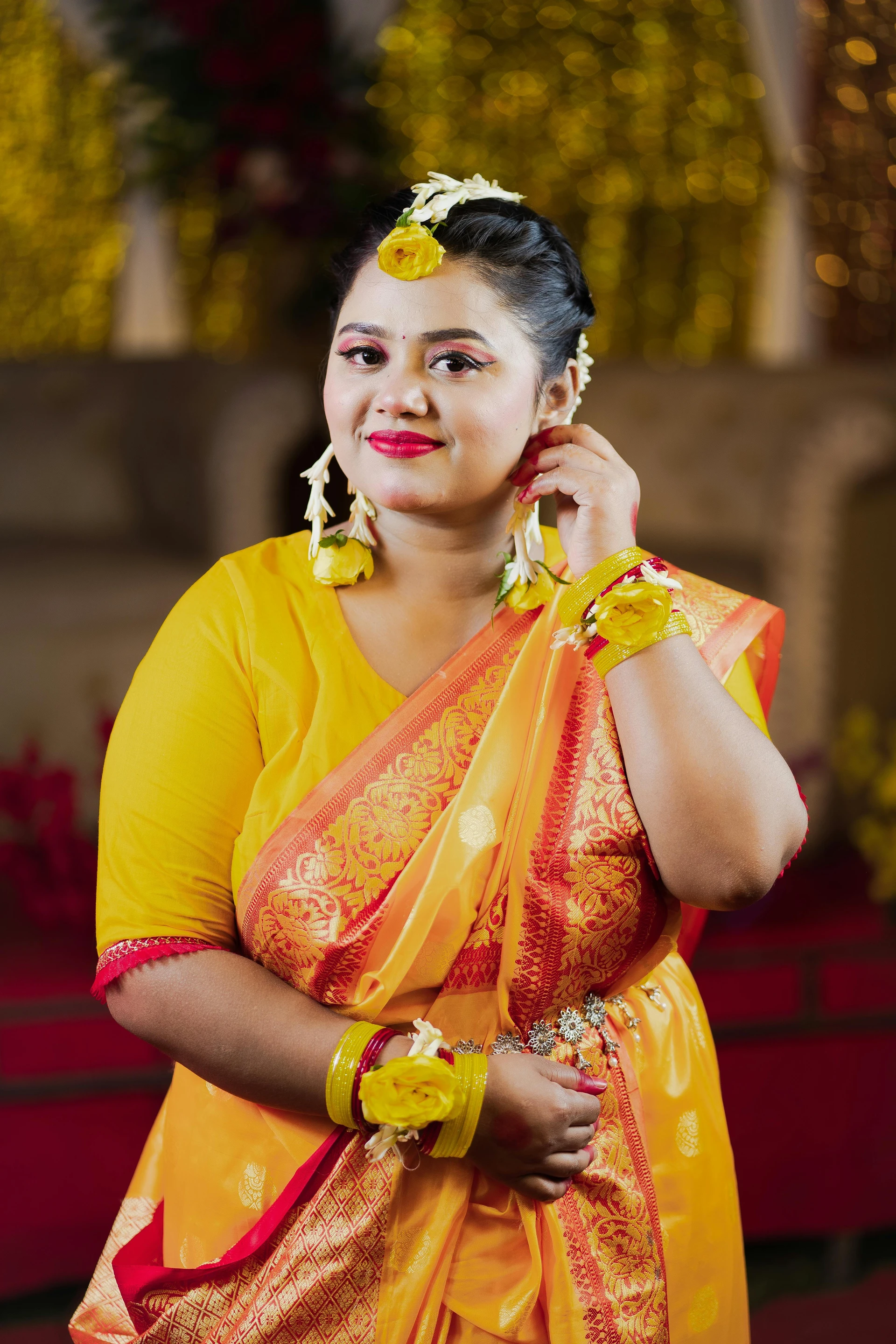 How to Drape a Yellow Saree to Look Slim & Stop Pallu Slipping
