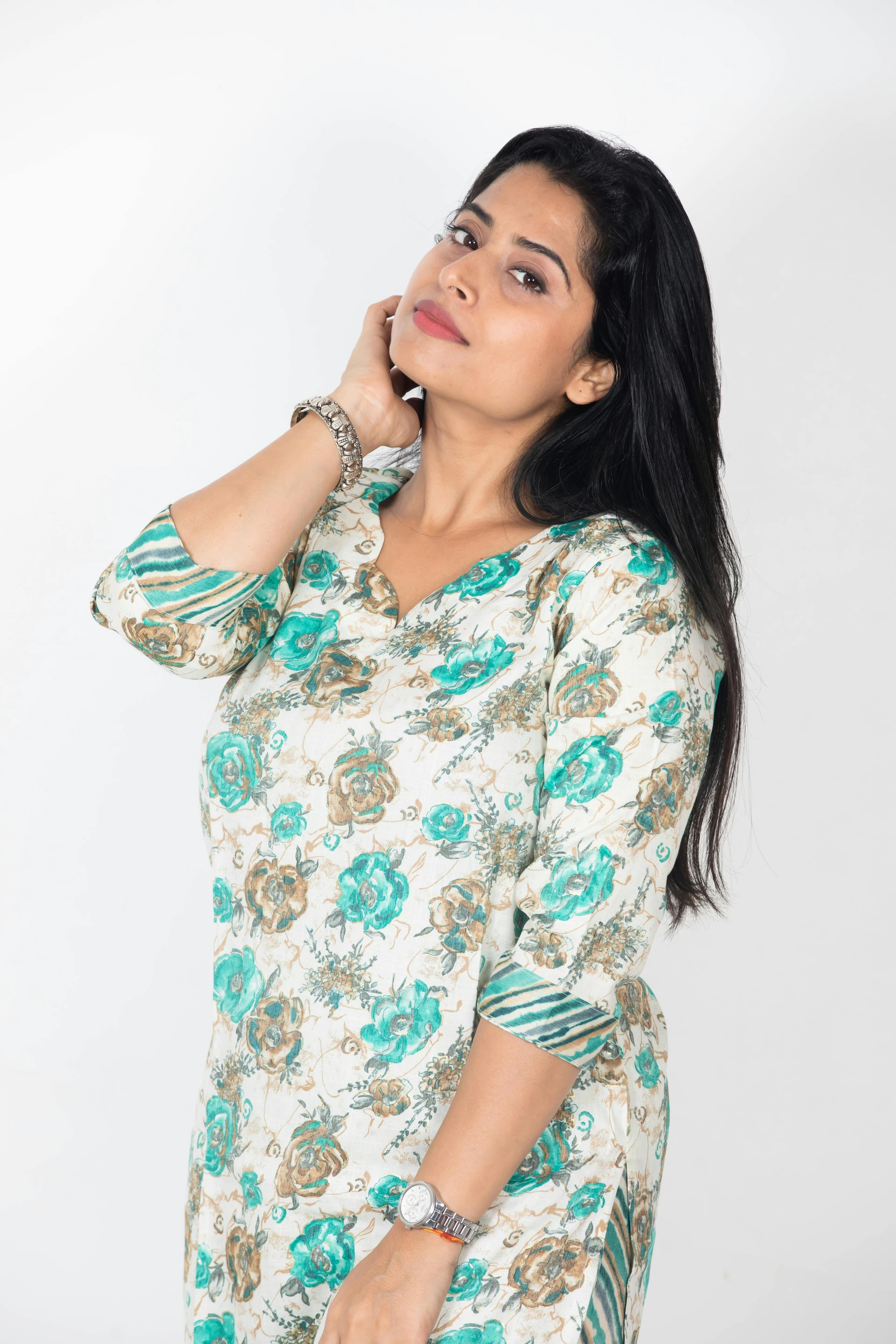 How to Style Floral Turquoise Shirts: Solving Fit and Occasion Dilemma