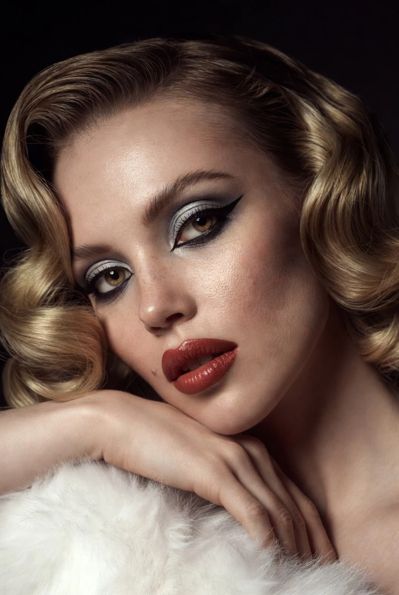 Old-Hollywood Blonde Waves & Crimson Gloss with Silver Smoke Eye