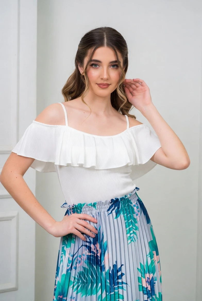 Tropical Breeze Elegance: Recreate This Flirty Ruffle Top Look Today